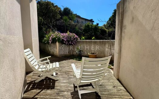 Beau 3 pièces de 75 m² en rez de chaussée