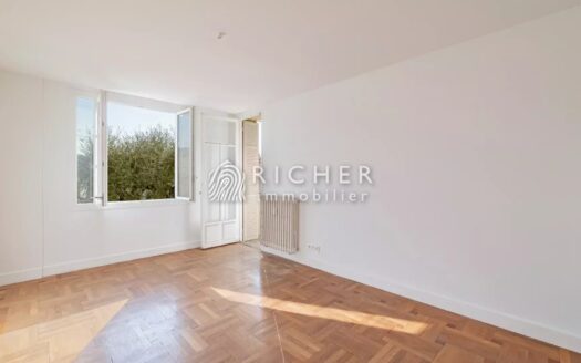 Beau 3 pièces 75 m² avec balcon