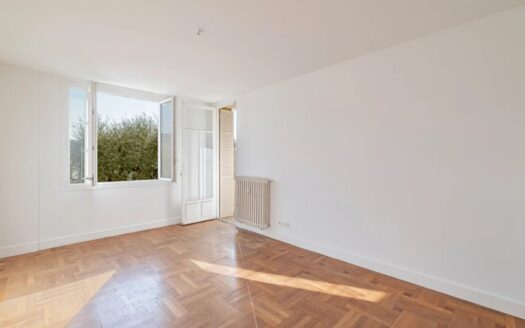 Beau 3 pièces 75 m² avec balcon
