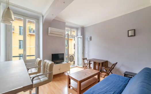 Beau 2 pièces de 28 m² avec balcon
