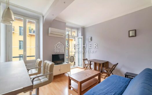 Beau 2 pièces de 28 m² avec balcon