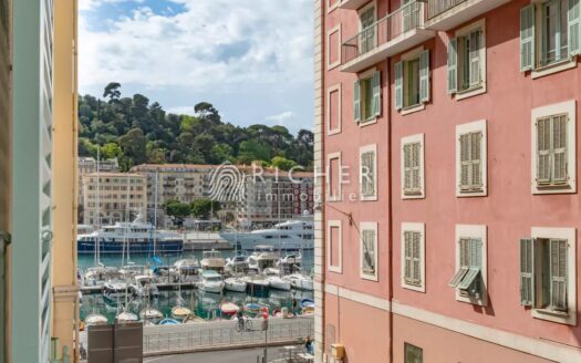 Beau studio meublé de 27 m²